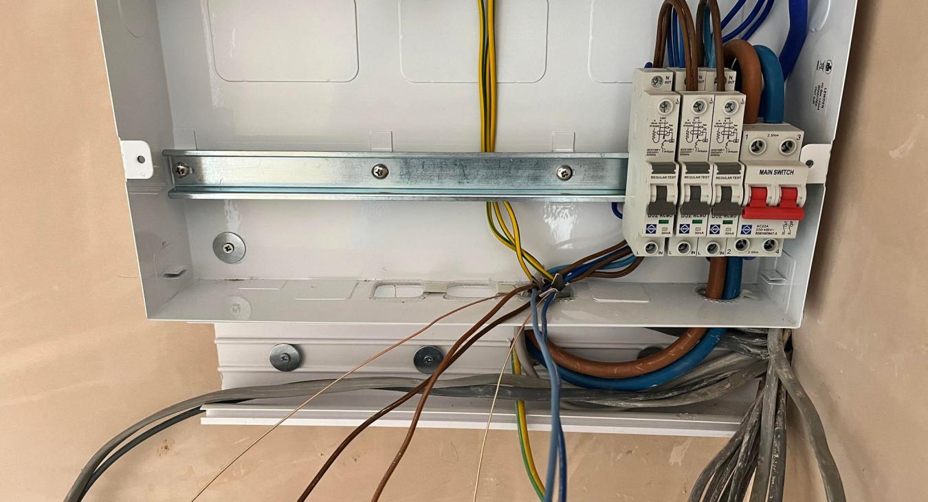 Consumer unit installation - New build